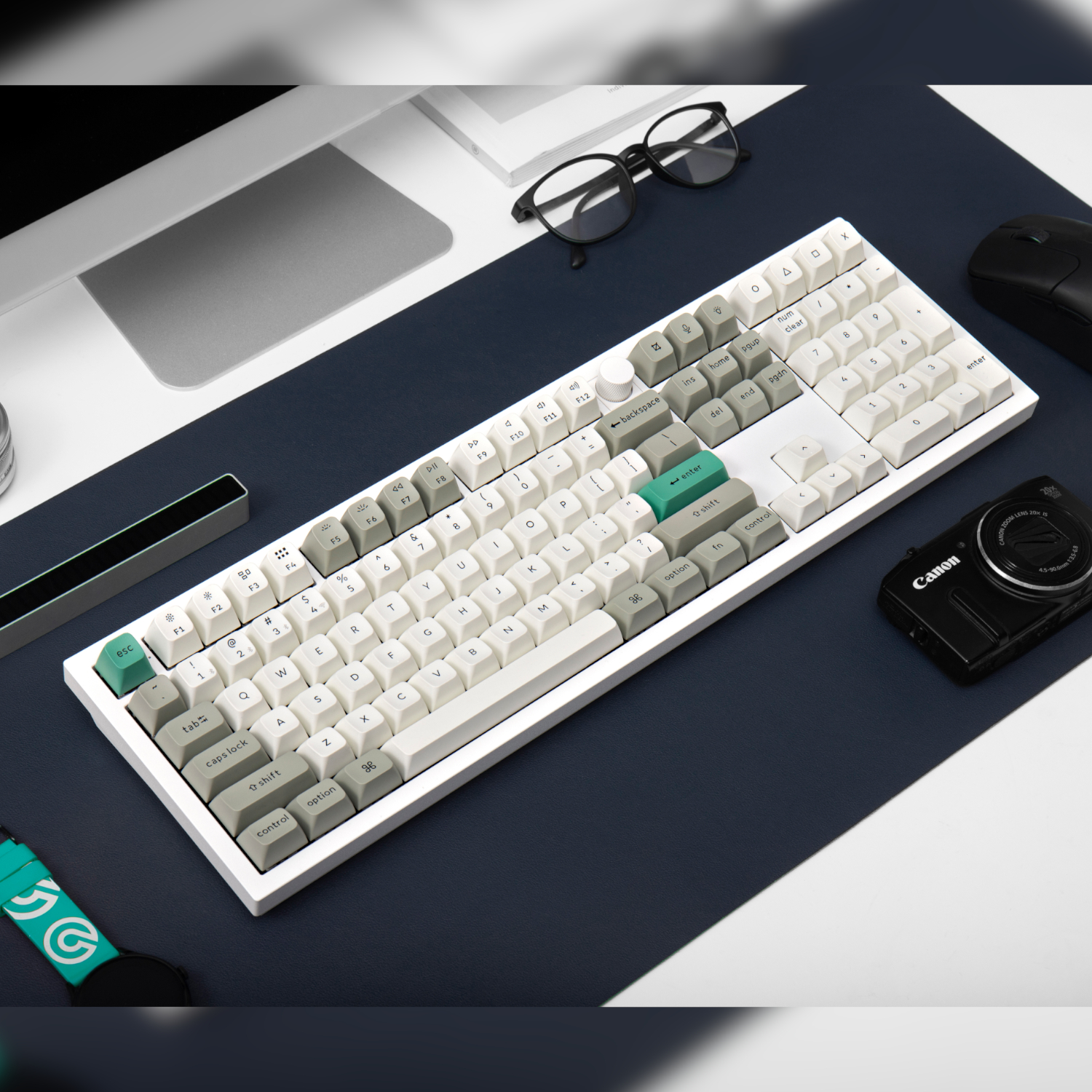 Keychron Q6 Max QMK/VIA Wireless Custom Mechanical Keyboard KSA Gateron Red Jupiter Switches - Shell White - Image 4