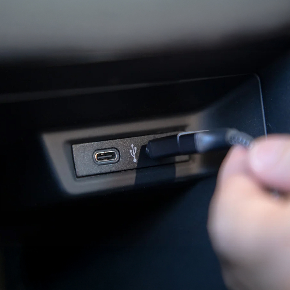 WINX Connect Wireless CarPlay and Android Auto Adapter - Image 5