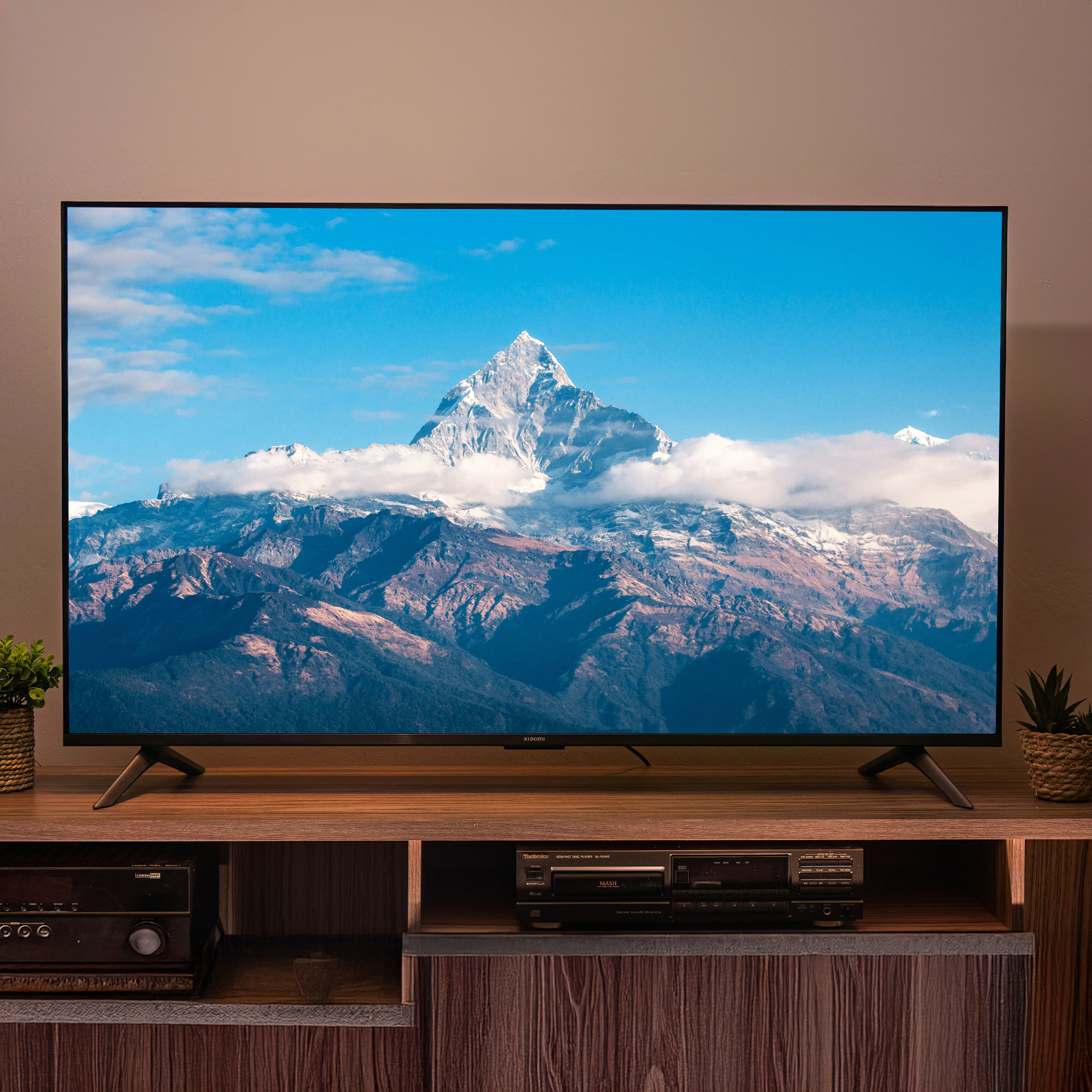 Xiaomi A Pro 55" QLED 4K Smart TV (HDR10+, Google TV, Dolby Audio, 60Hz) - Image 10